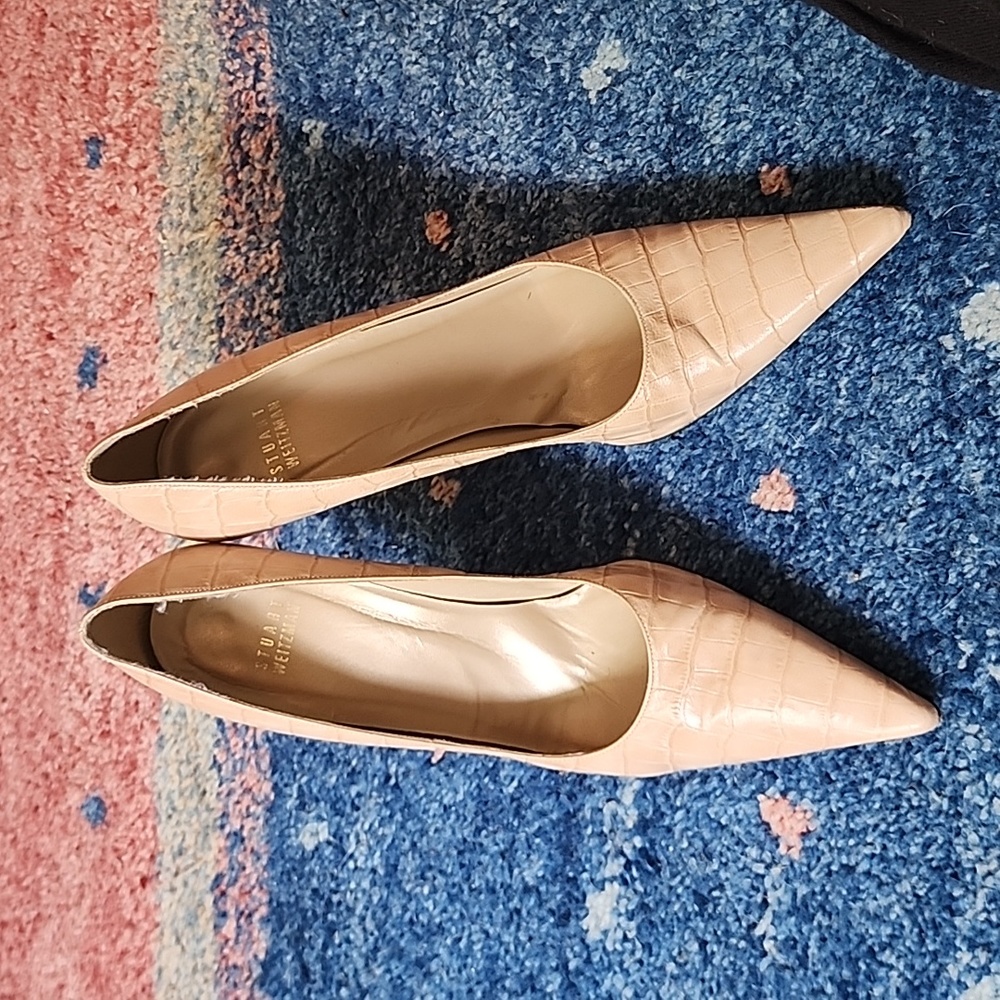 Womens Pale Blush Pointy Toe Pumps